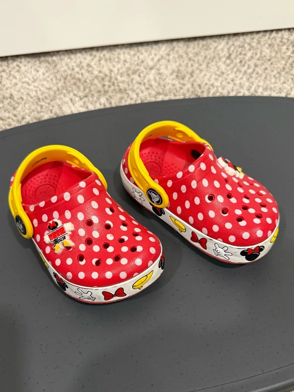 Minnie Mouse Crocs